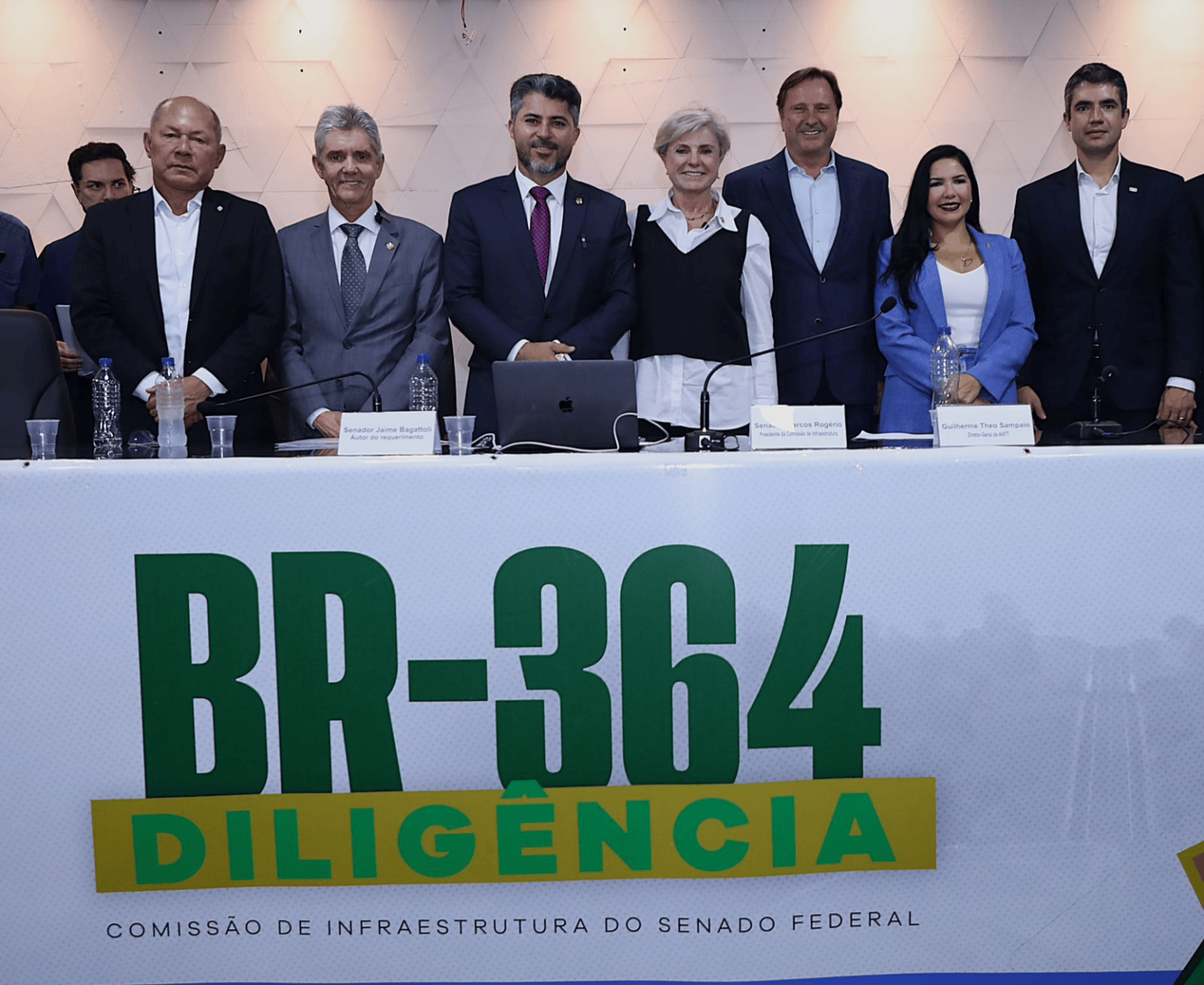 CLAMOR CONTRA ALTO CUSTO - Deputada Cristiane Lopes participa de audiências sobre BR-364 e cobra duplicação imediata da rodovia
